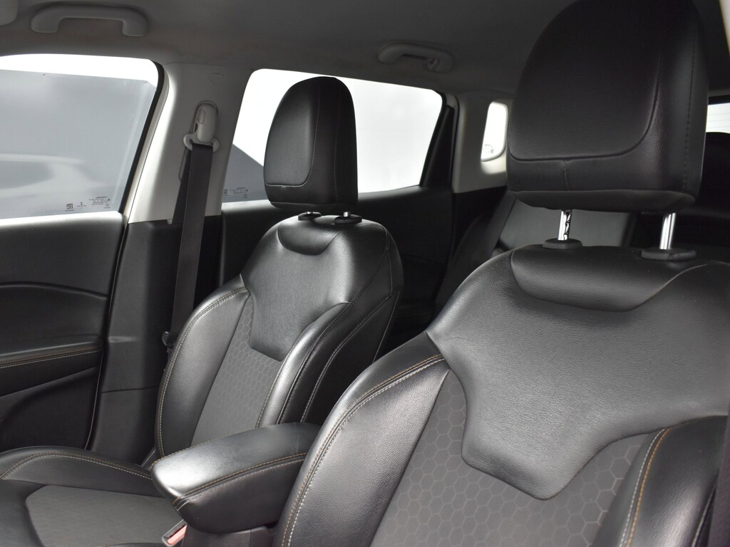 image-12 2019 Jeep Compass