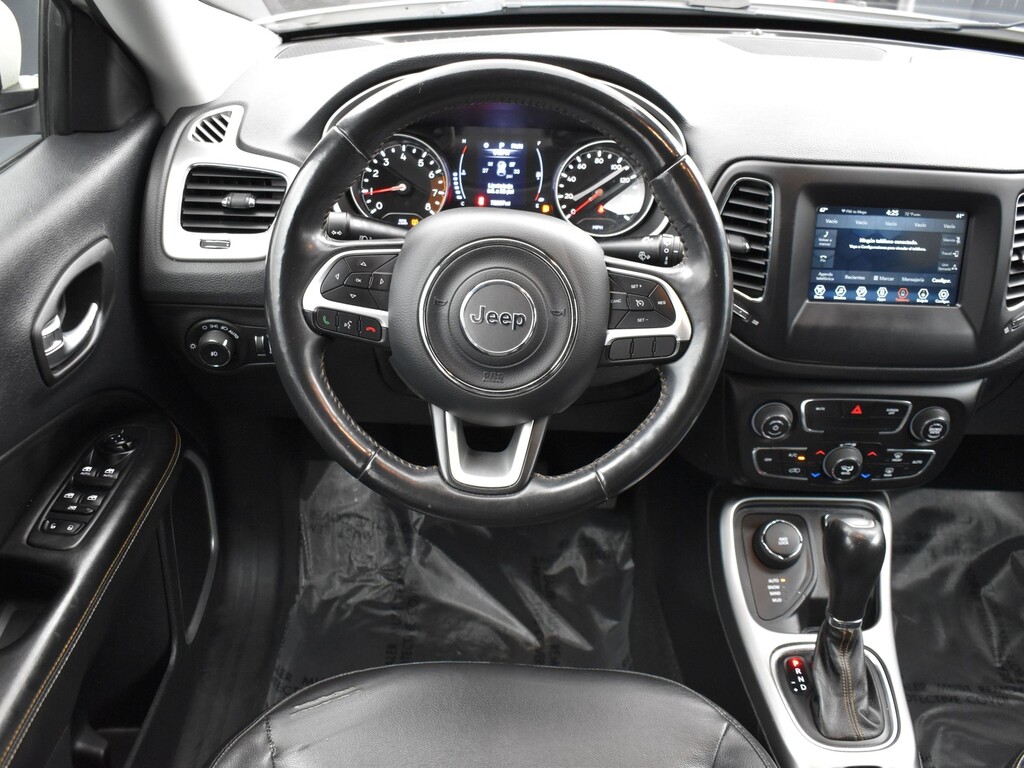 image-15 2019 Jeep Compass