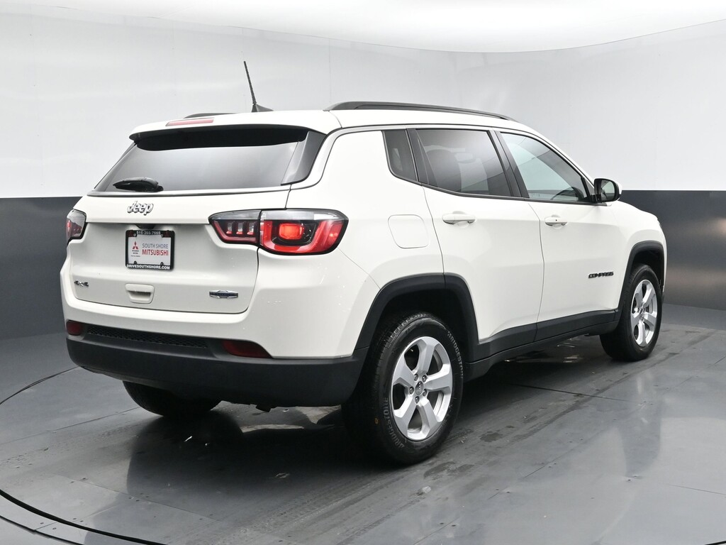 image-21 2019 Jeep Compass