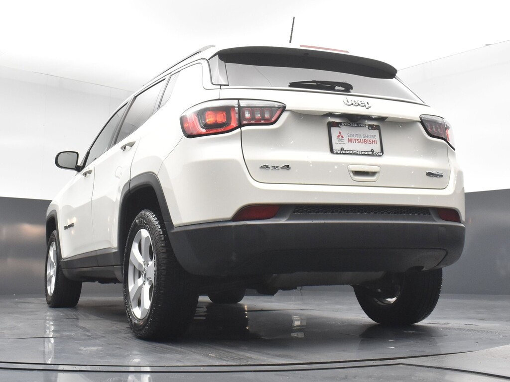 image-23 2019 Jeep Compass
