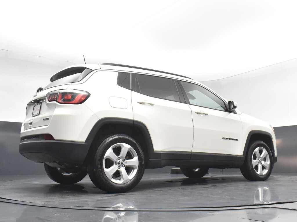image-24 2019 Jeep Compass