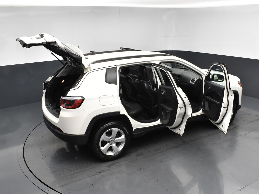 image-27 2019 Jeep Compass