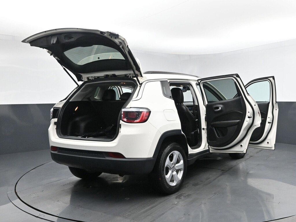 image-29 2019 Jeep Compass