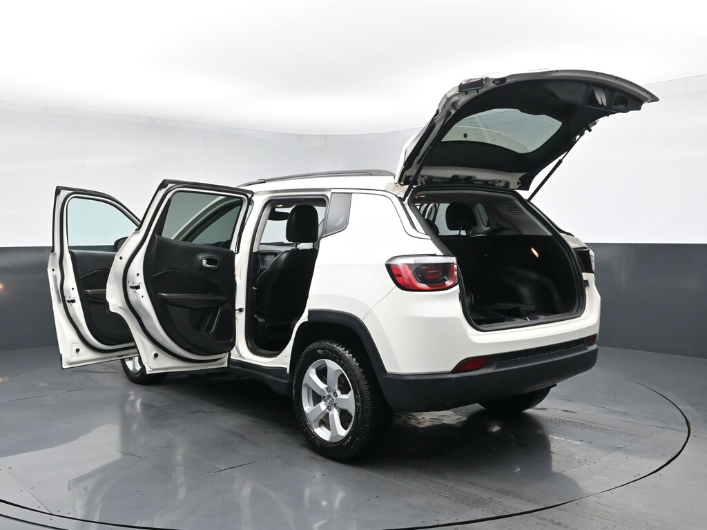 image-30 2019 Jeep Compass