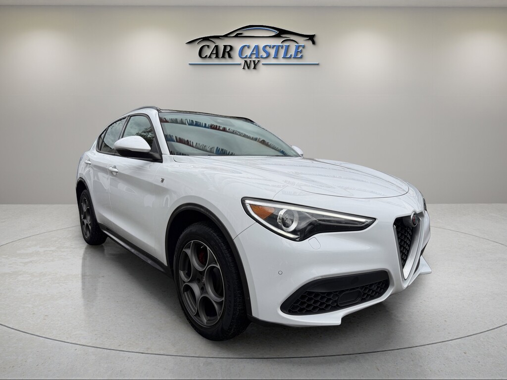 2022 Alfa Romeo Stelvio Located at South Shore Mitsubishi light-box-slides