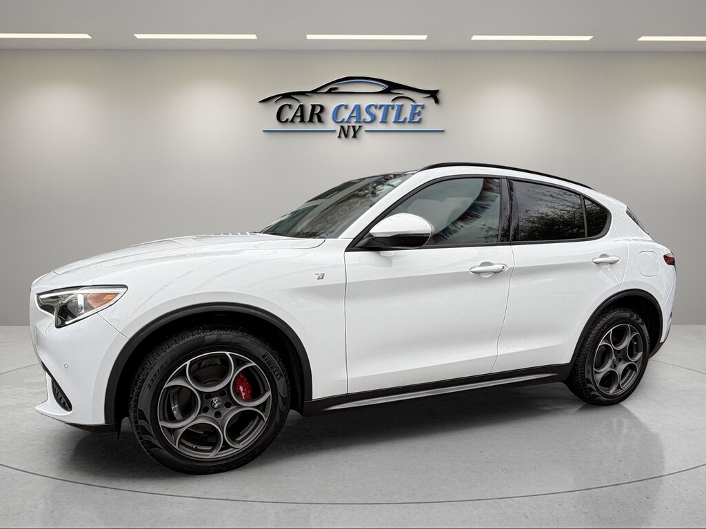 2022 Alfa Romeo Stelvio Located at South Shore Mitsubishi light-box-slides