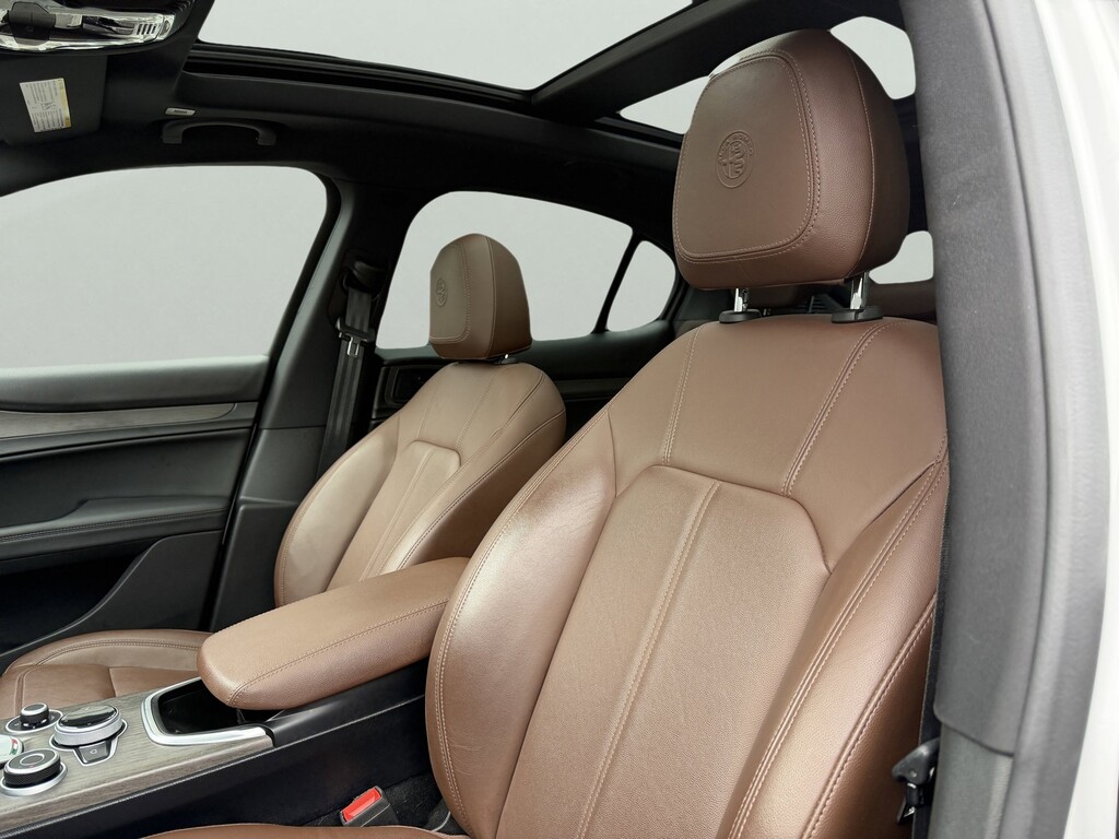 2022 Alfa Romeo Stelvio Located at South Shore Mitsubishi light-box-slides