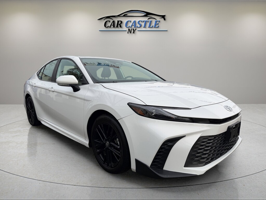 image-3 2025 Toyota Camry