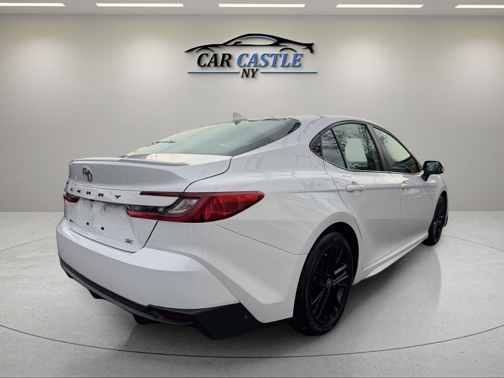 image-7 2025 Toyota Camry