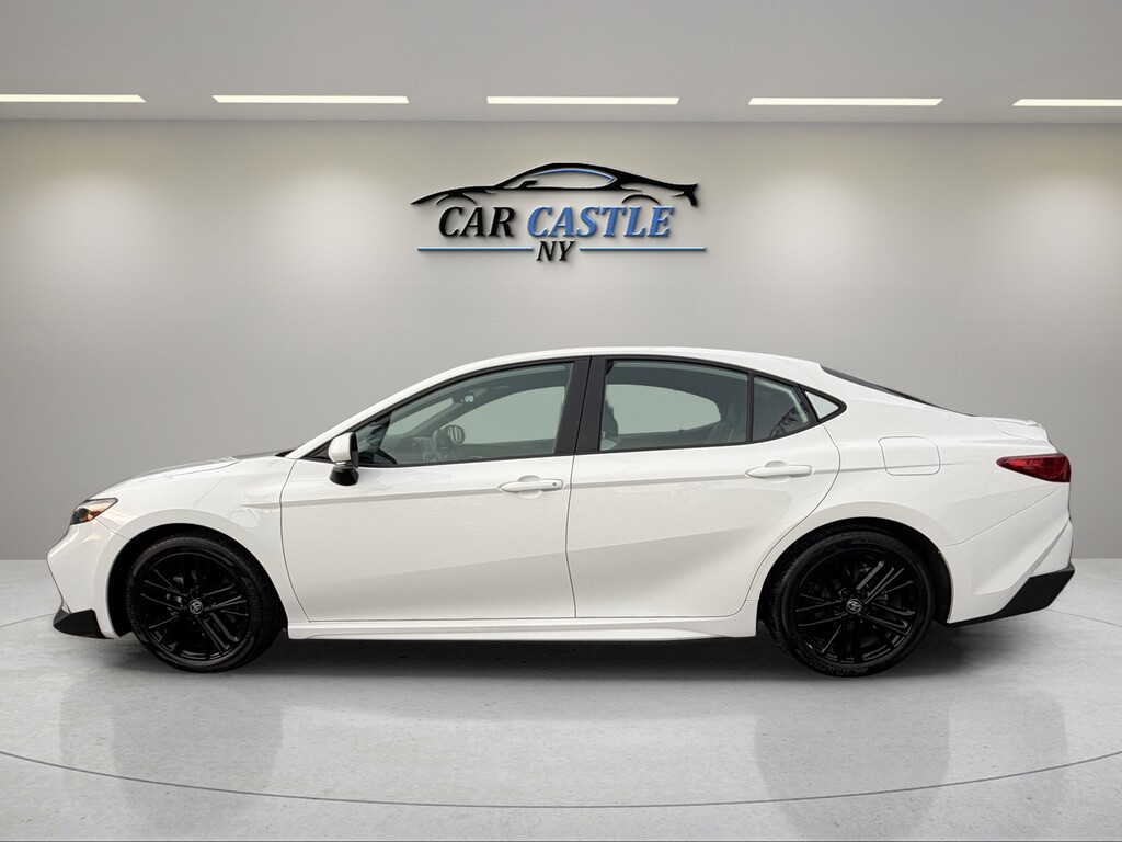 image-11 2025 Toyota Camry