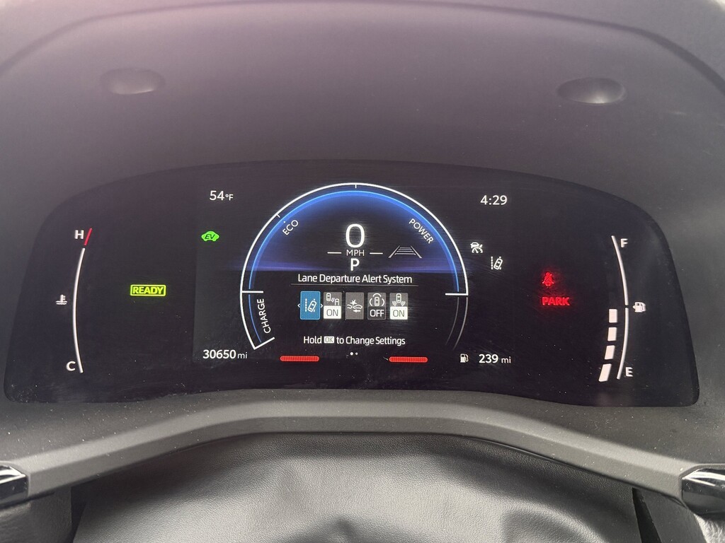 image-28 2025 Toyota Camry