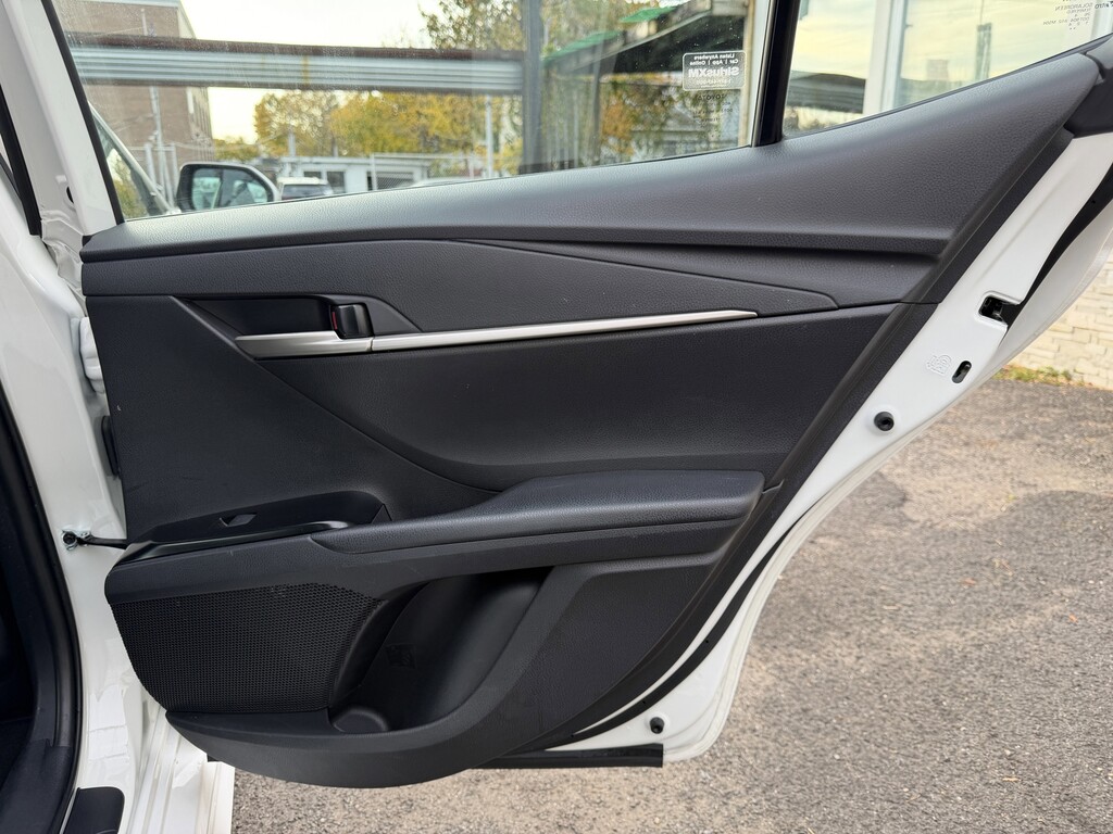 image-41 2025 Toyota Camry