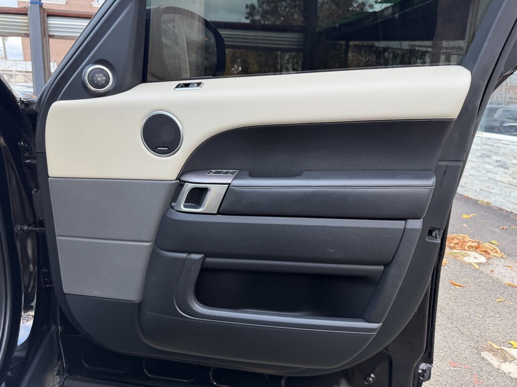 image-44 2020 Land Rover Range Rover Sport