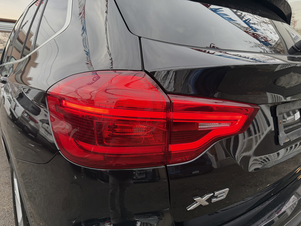 image-15 2019 BMW X3