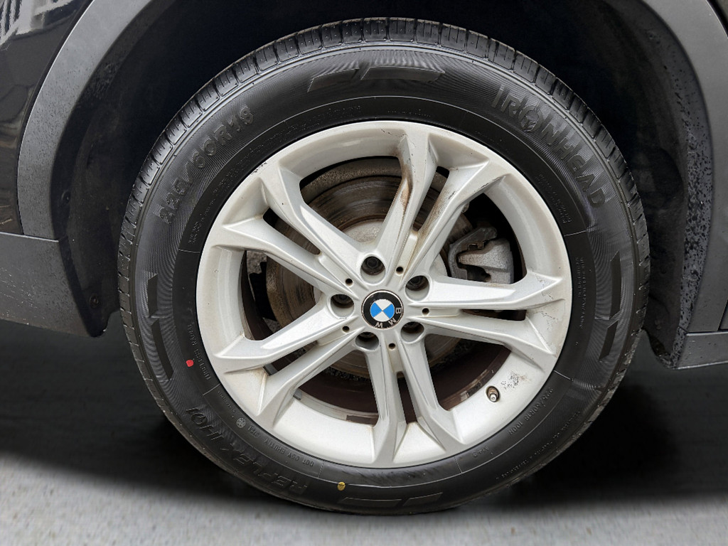 image-19 2019 BMW X3