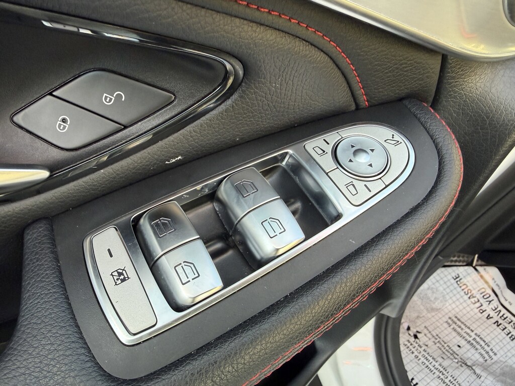 image-28 2019 Mercedes-Benz GLC