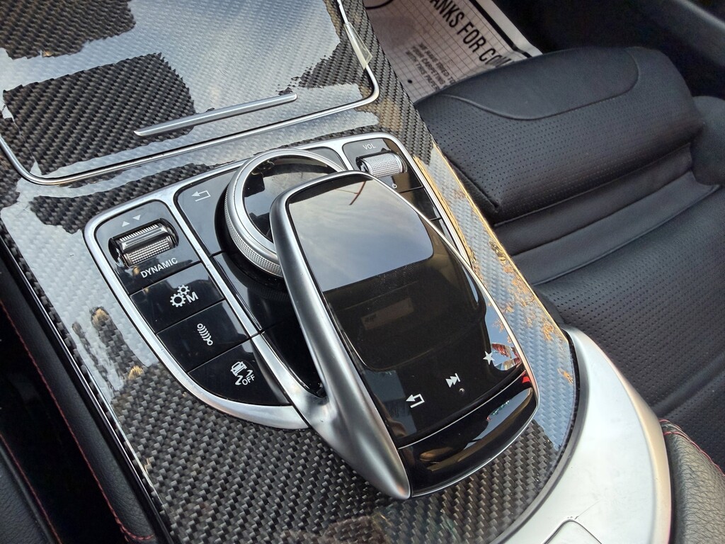 image-33 2019 Mercedes-Benz GLC