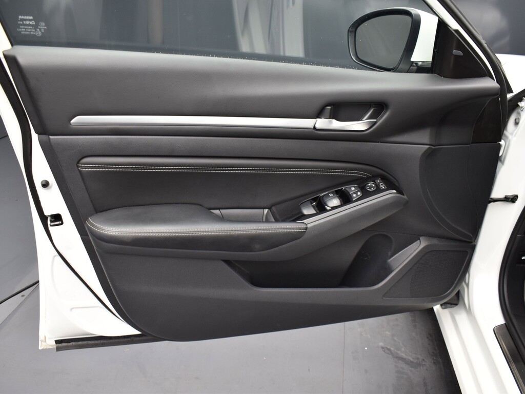 image-7 2022 Nissan Altima