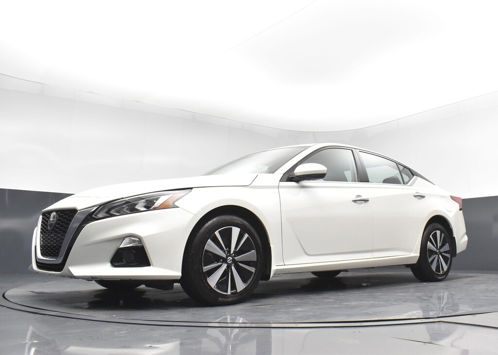 image-24 2022 Nissan Altima