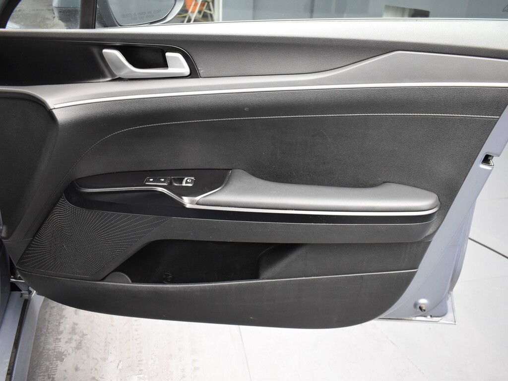 image-17 2024 Kia K5