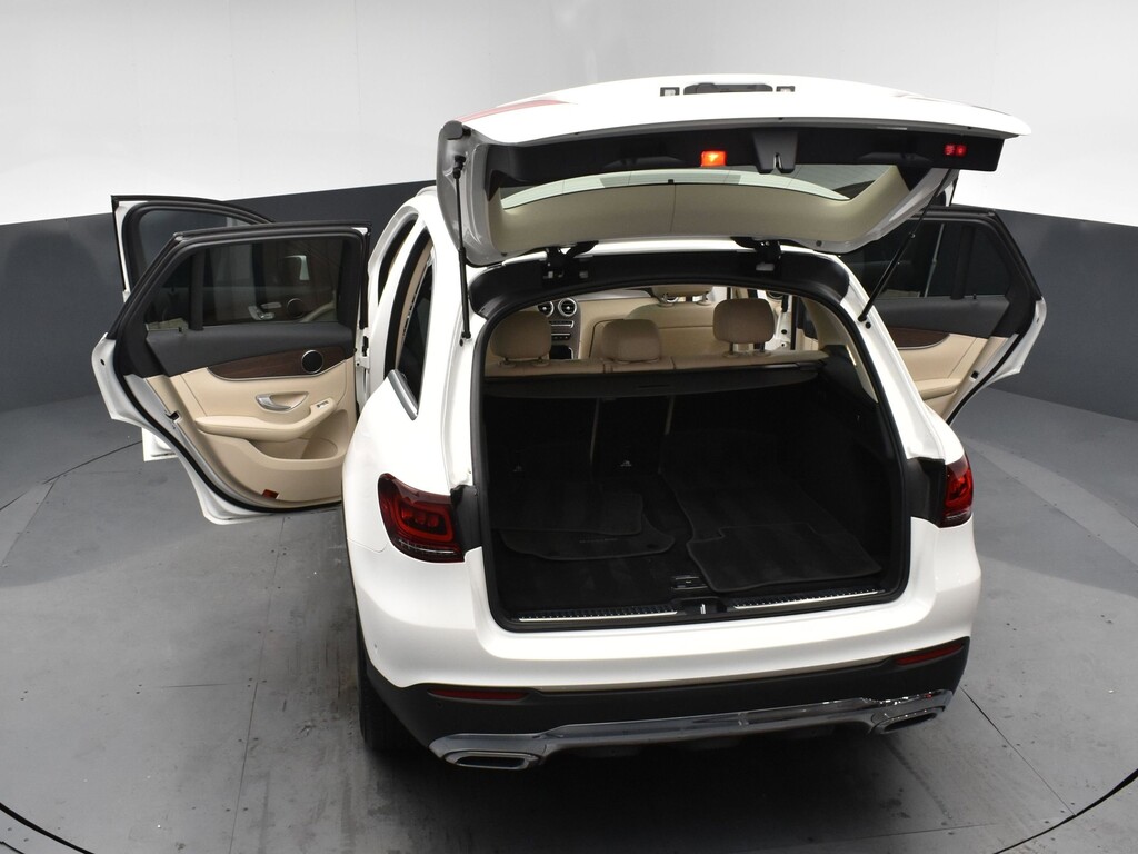image-25 2022 Mercedes-Benz GLC