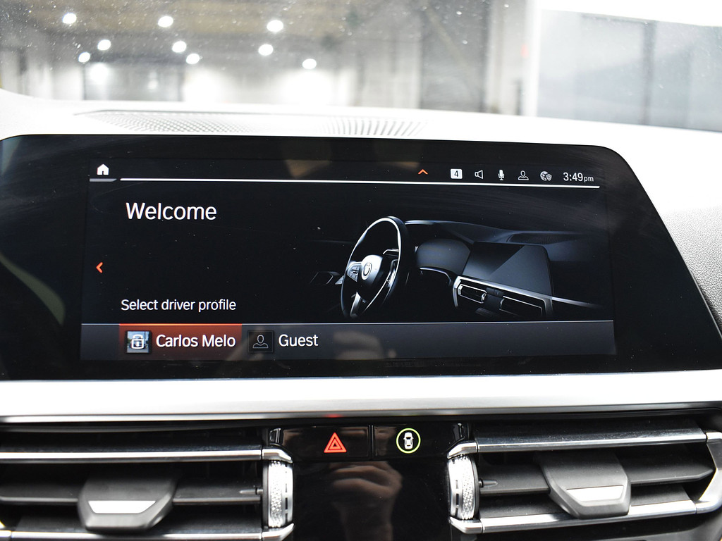 image-10 2021 BMW 3 Series