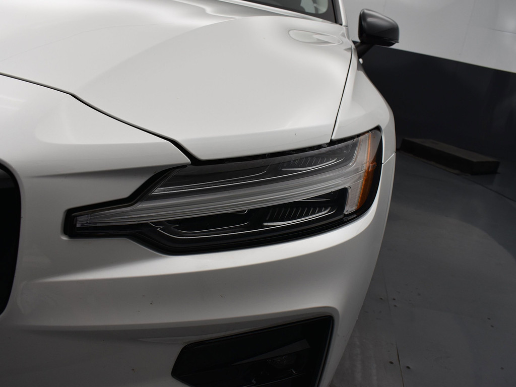 image-4 2024 Volvo S60