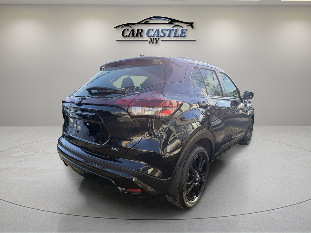 image-8 2024 Nissan Kicks