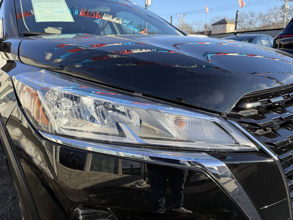 image-14 2024 Nissan Kicks