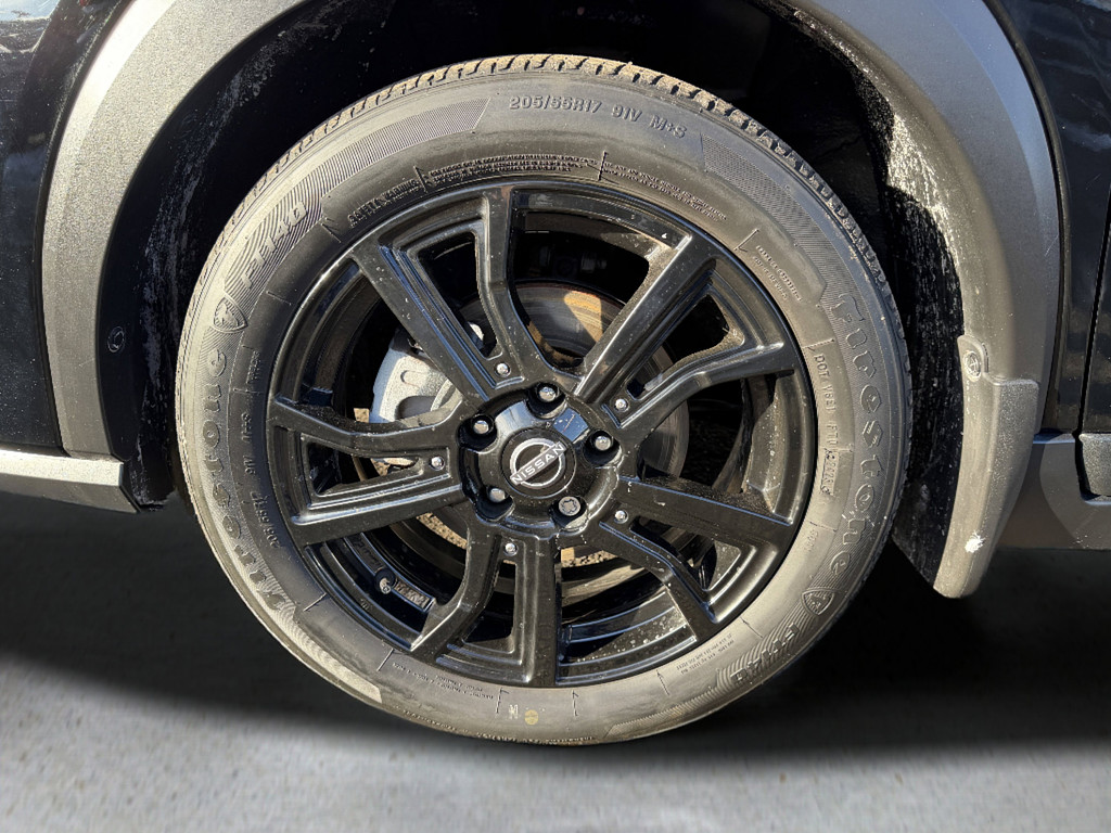 image-17 2024 Nissan Kicks