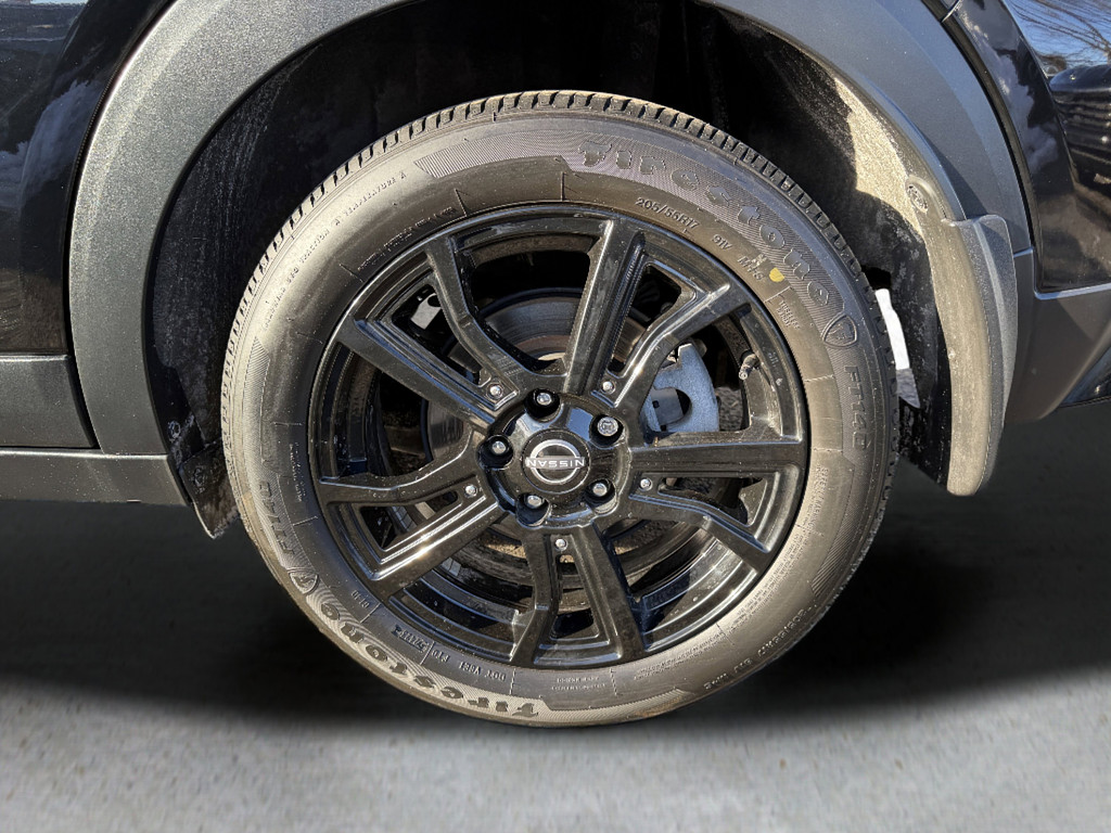 image-18 2024 Nissan Kicks