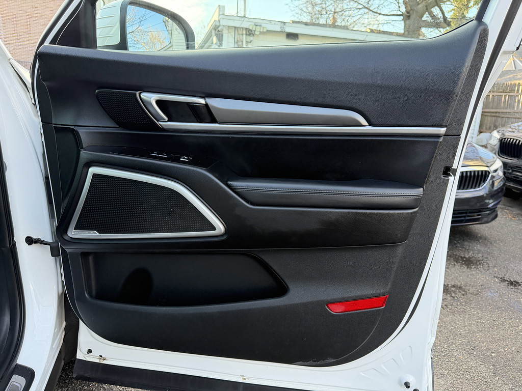 image-45 2020 Kia Telluride