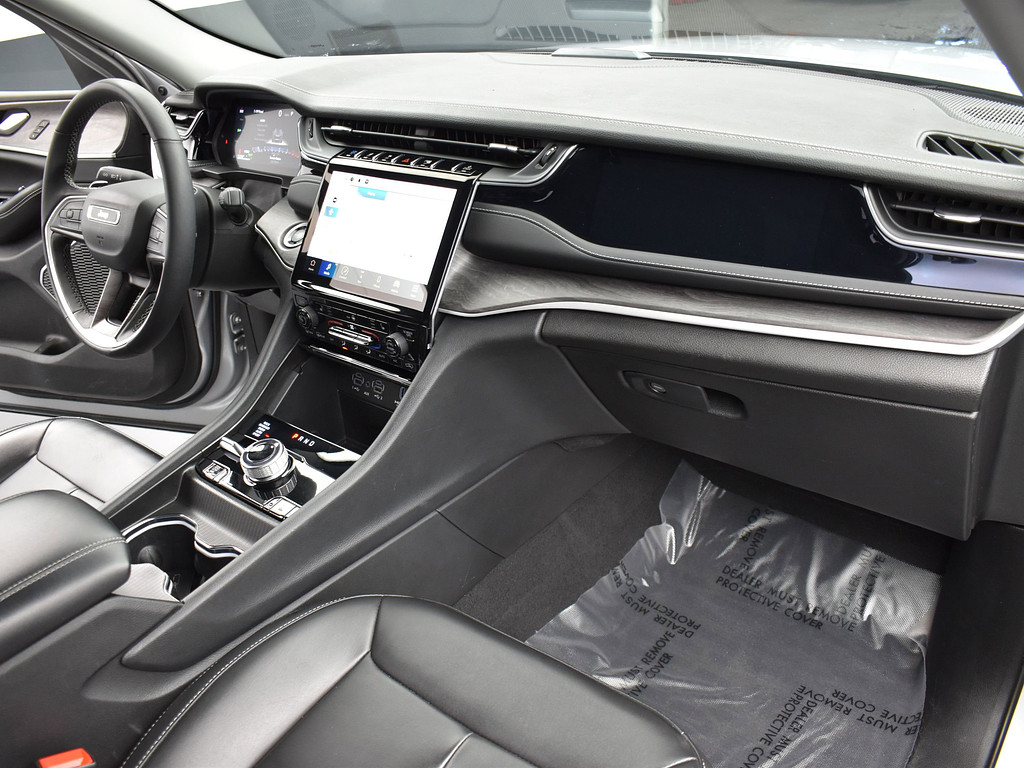 image-6 2023 Jeep Grand Cherokee 4xe