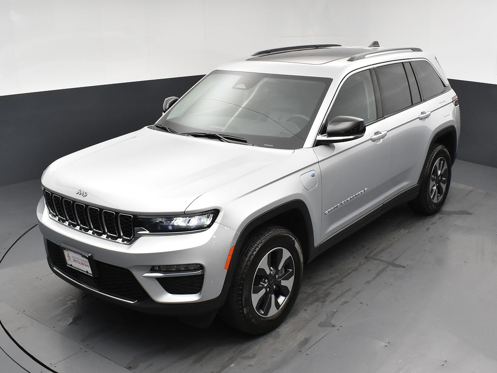 image-24 2023 Jeep Grand Cherokee 4xe