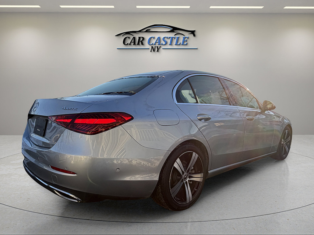 image-6 2022 Mercedes-Benz C-Class