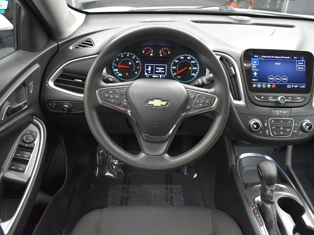 image-15 2023 Chevrolet Malibu