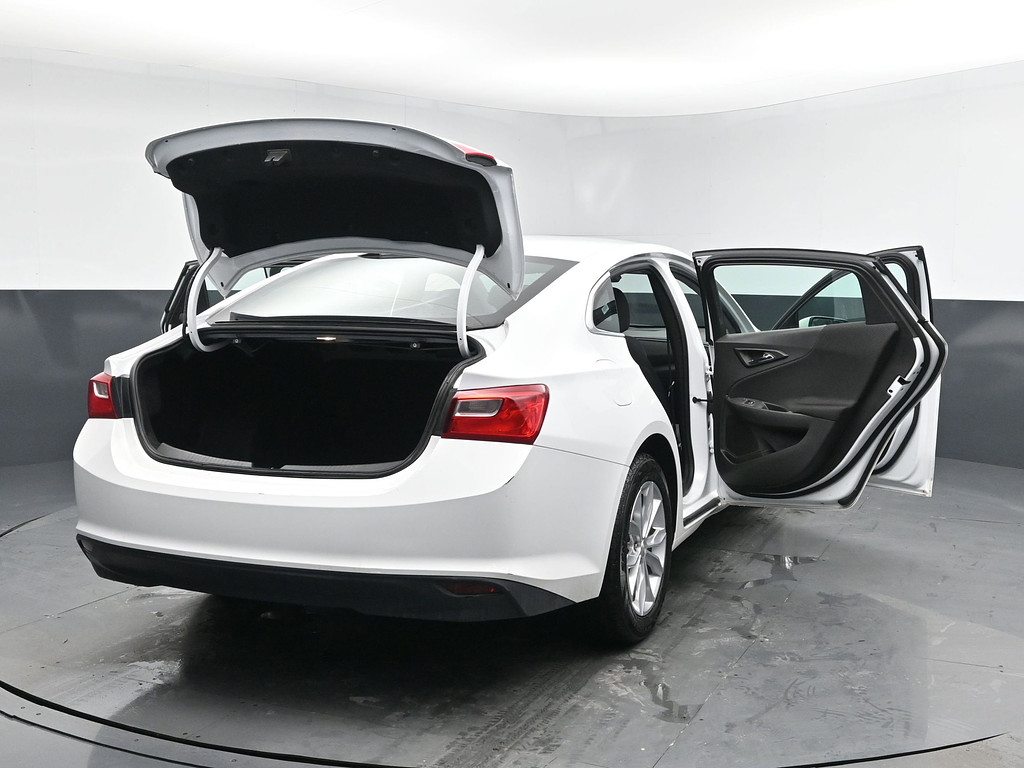 image-27 2023 Chevrolet Malibu