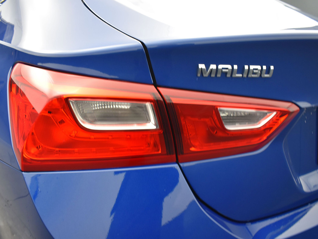 image-7 2023 Chevrolet Malibu