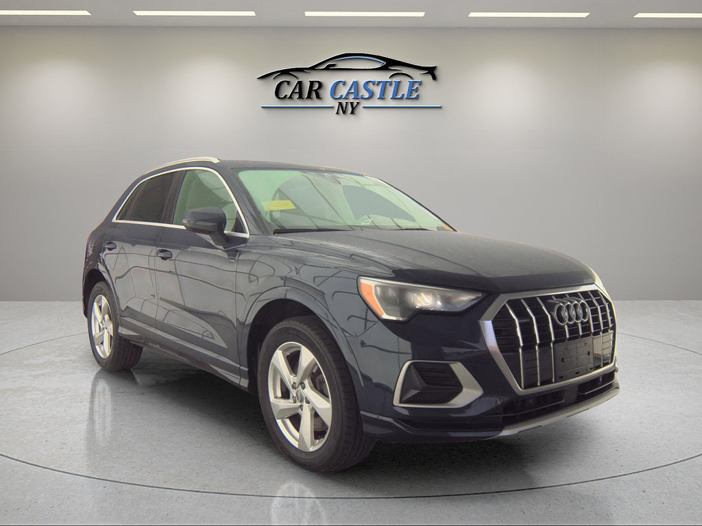 2020 Audi Q3 Located at South Shore Mitsubishi light-box-slides