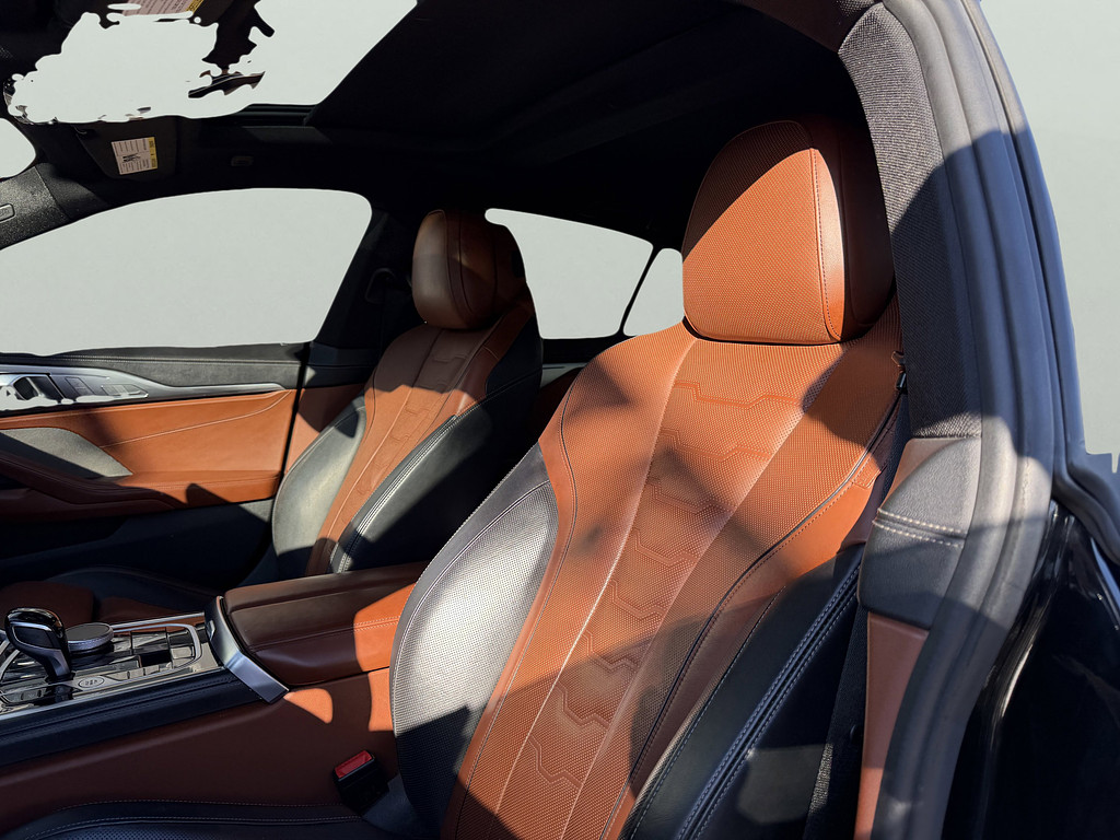 image-22 2022 BMW 8 Series