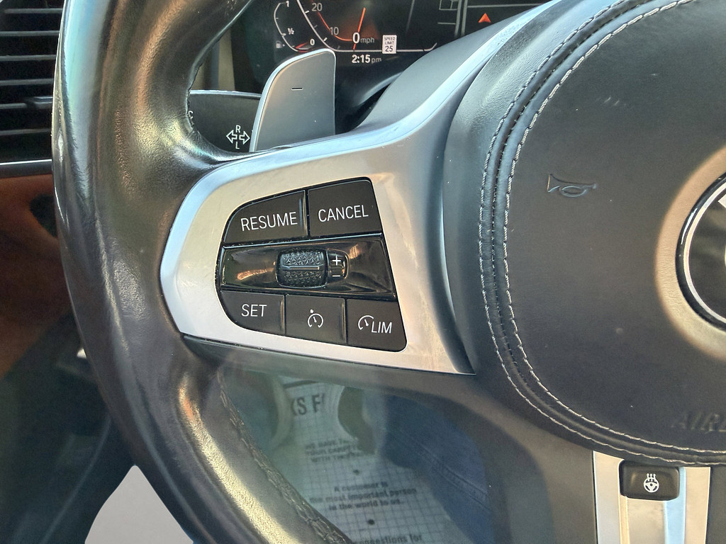 image-27 2022 BMW 8 Series