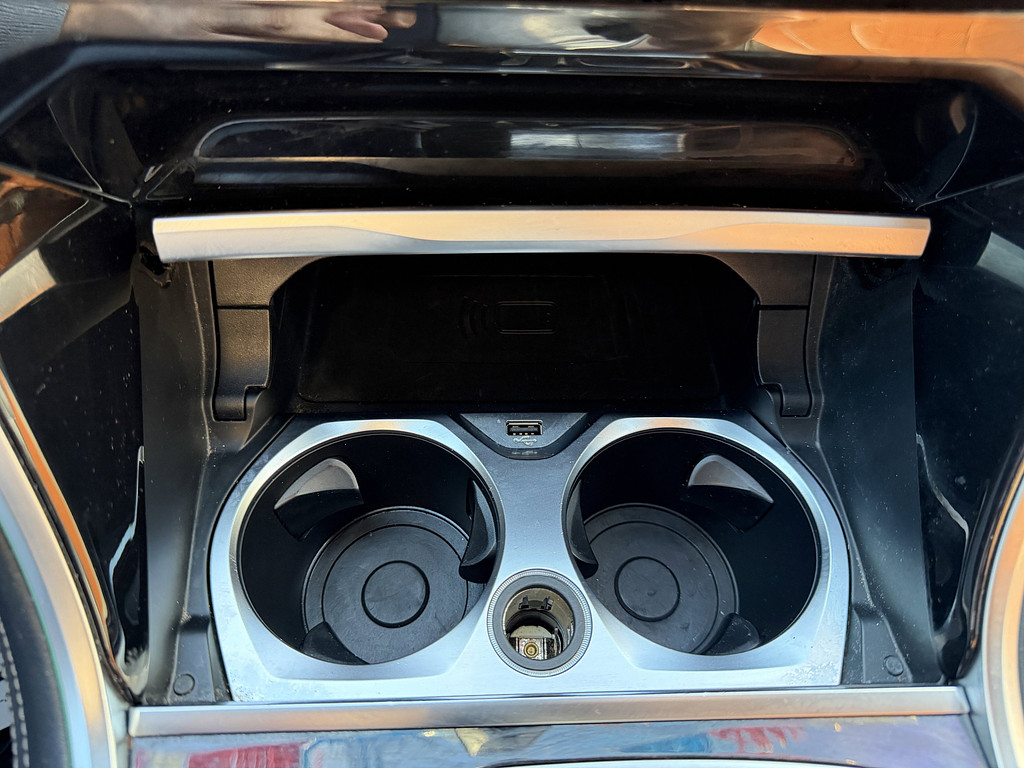 image-31 2022 BMW 8 Series