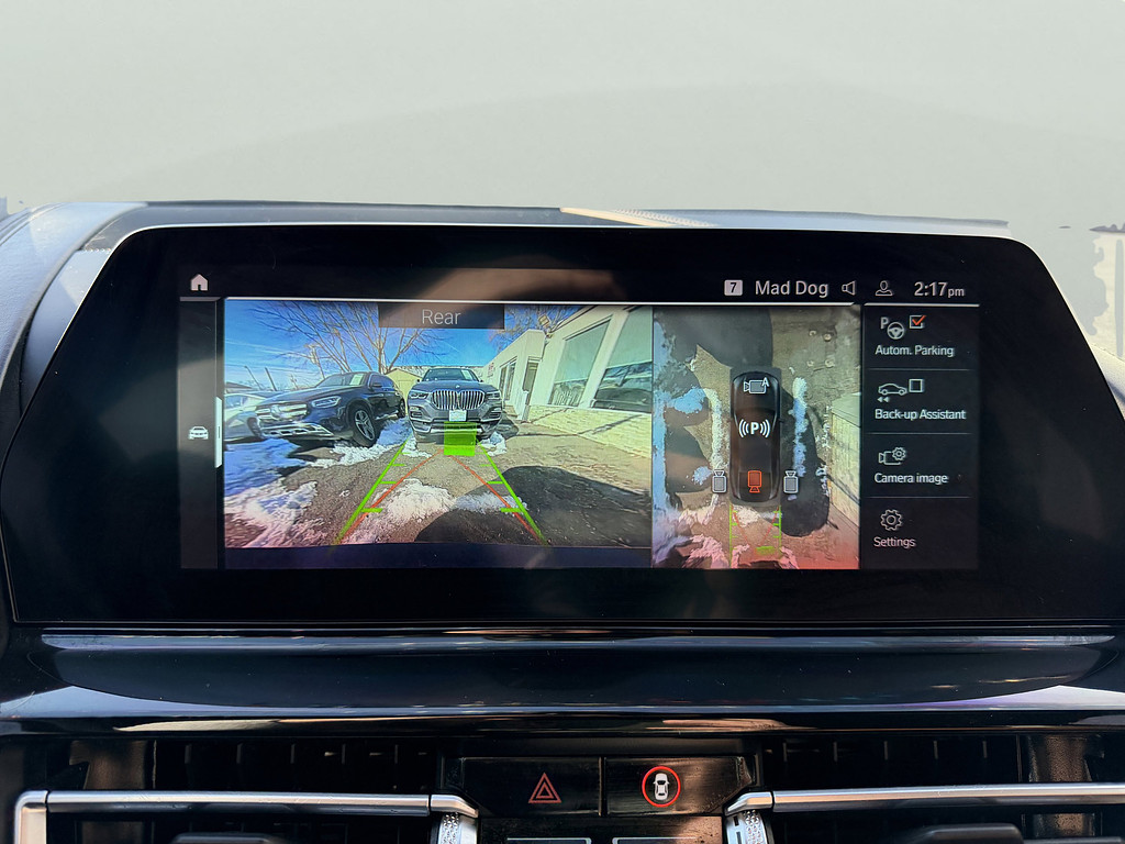 image-33 2022 BMW 8 Series