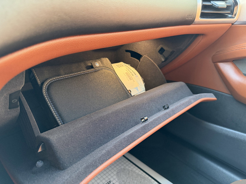 image-34 2022 BMW 8 Series