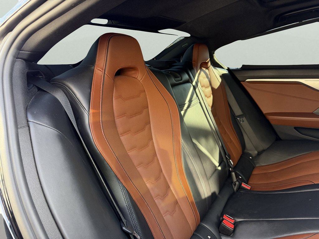 image-41 2022 BMW 8 Series