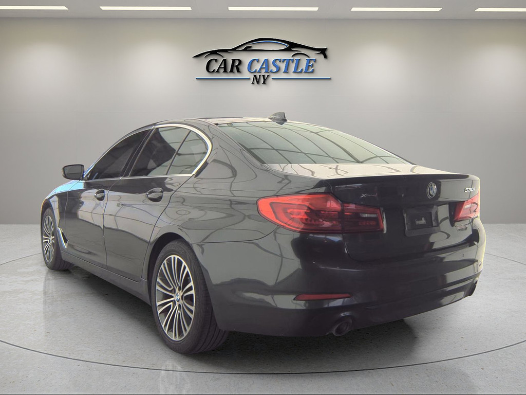 image-5 2019 BMW 5 Series