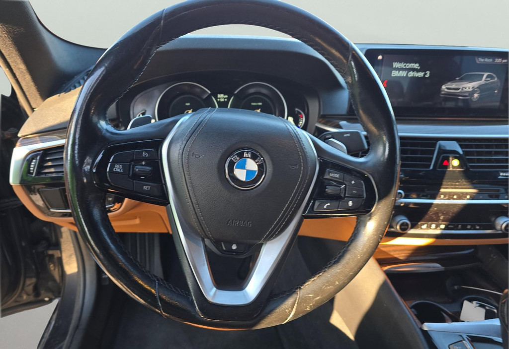 image-11 2019 BMW 5 Series