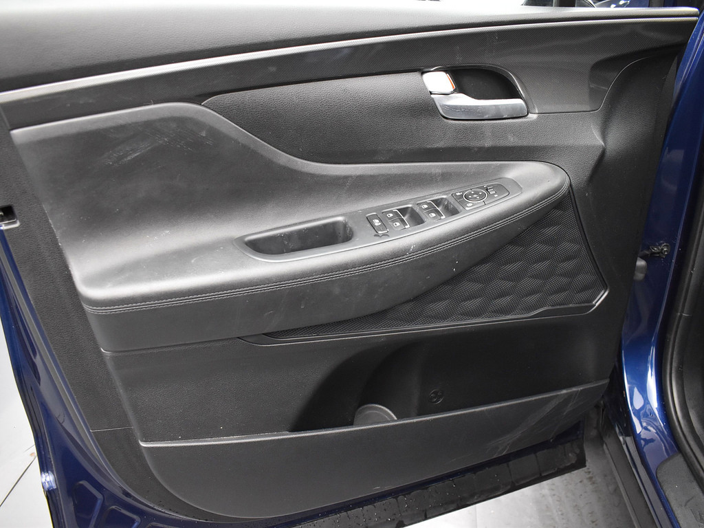 image-8 2023 Hyundai Santa Fe