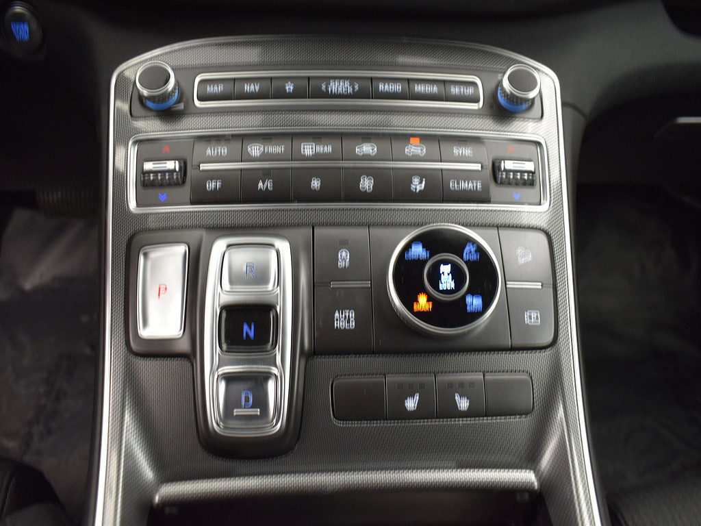 image-13 2023 Hyundai Santa Fe