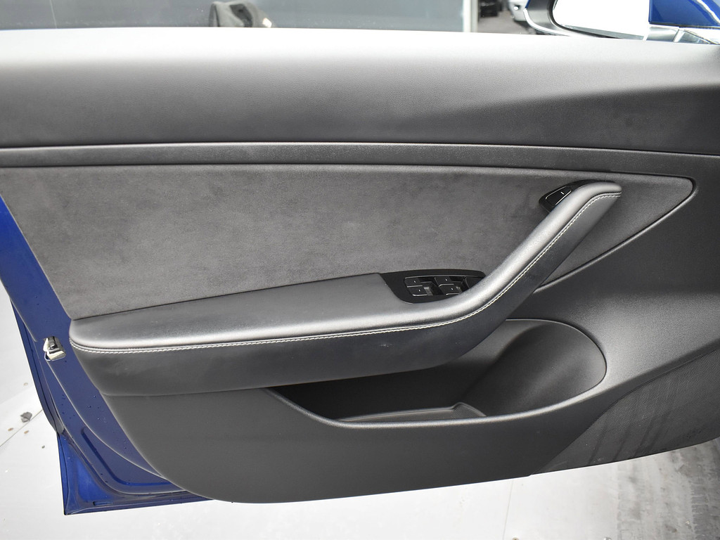 image-8 2020 Tesla Model 3